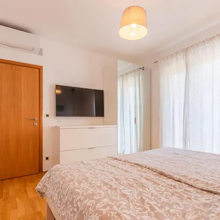 Mec & Tik アパート スプリト