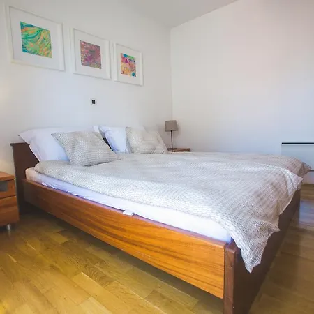 Apartment Apartments Mec & Tik Split
