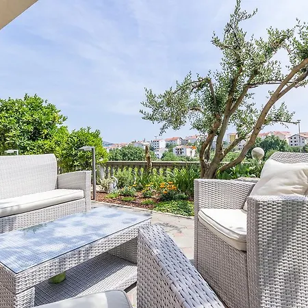Apartments Mec & Tik * Split