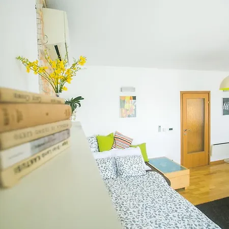 Daire Apartments Mec & Tik Split