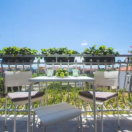 Apartments Mec & Tik * Split