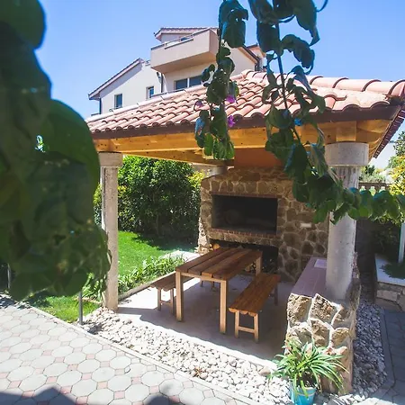 Apartments Mec & Tik Daire